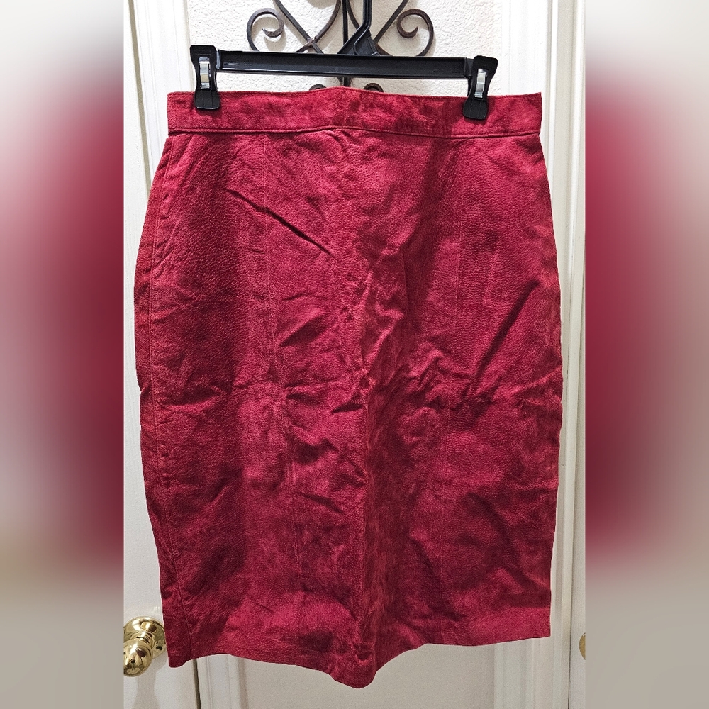 Gorgeous Leather Suede Bright Maroon Skirt Size 14 EUC